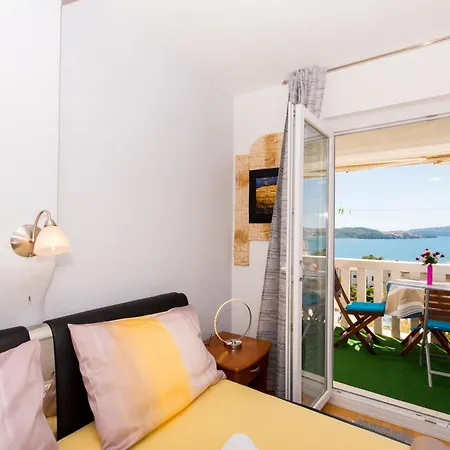 Apartment 104 Luxsor *