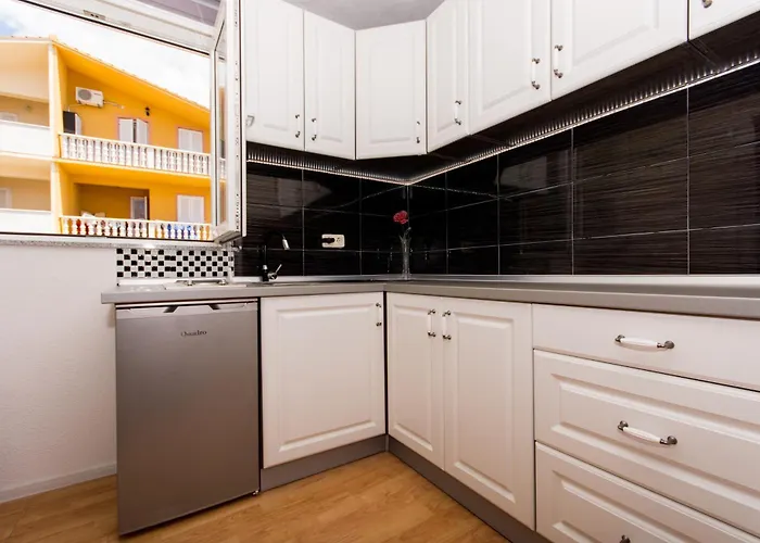 104 Luxsor * トロギール